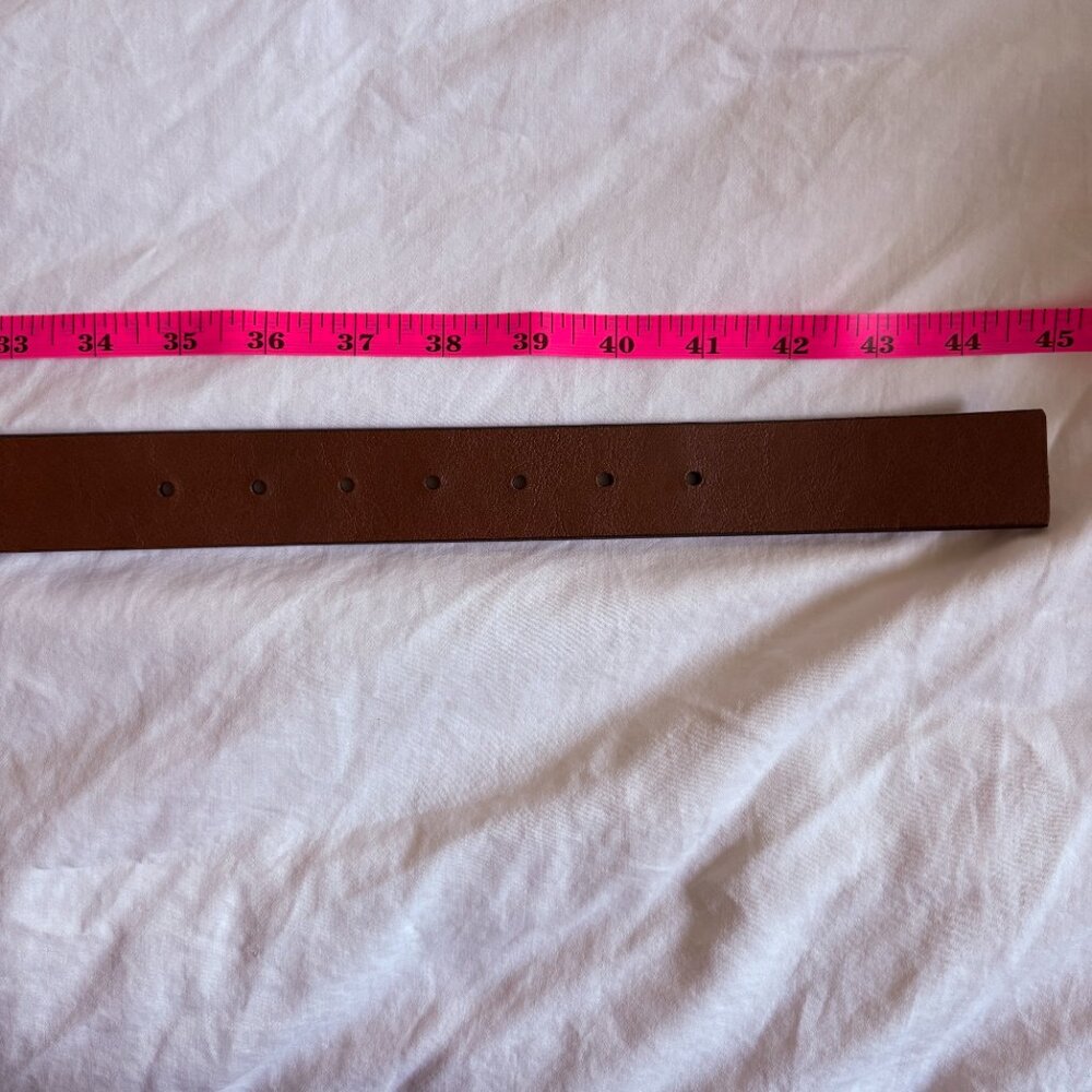 Swiss Gear Men's Brown Leather Dress Belt Office Party - Picture 4 of 5